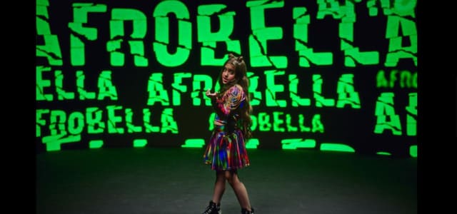 ANABELLA QUEEN DA CONTUNDENTE MENSAJE CON “AFROBELLA”