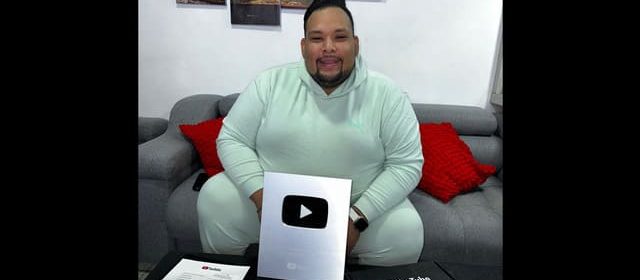 EL GORDITO LATINO TODO UN HITO COMO DJ SALSERO A GANAR SU PRIMERA PLACA DE YOUTUBE